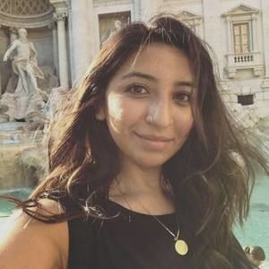 Meet your Posher, Elizabeth